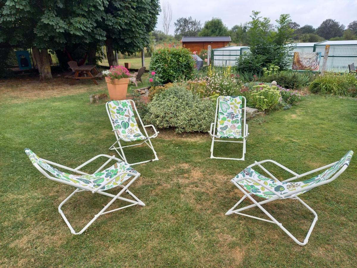 Les Malvaux Bed & Breakfast Huriel Dış mekan fotoğraf